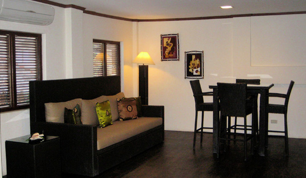 Hotel Swipers Boracay 2*